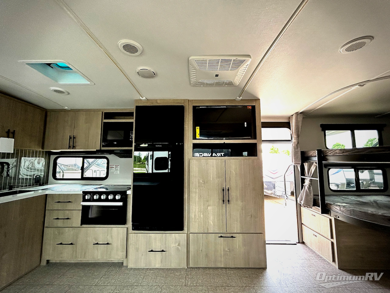 2025 Grand Design Imagine 2800BH Photo 8