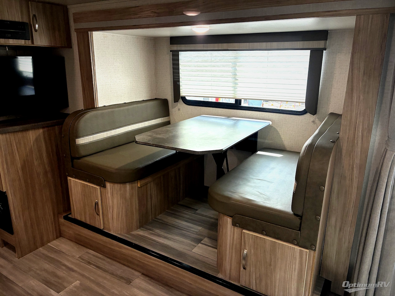 2022 Winnebago Towables Micro Minnie 2306BHS Photo 9