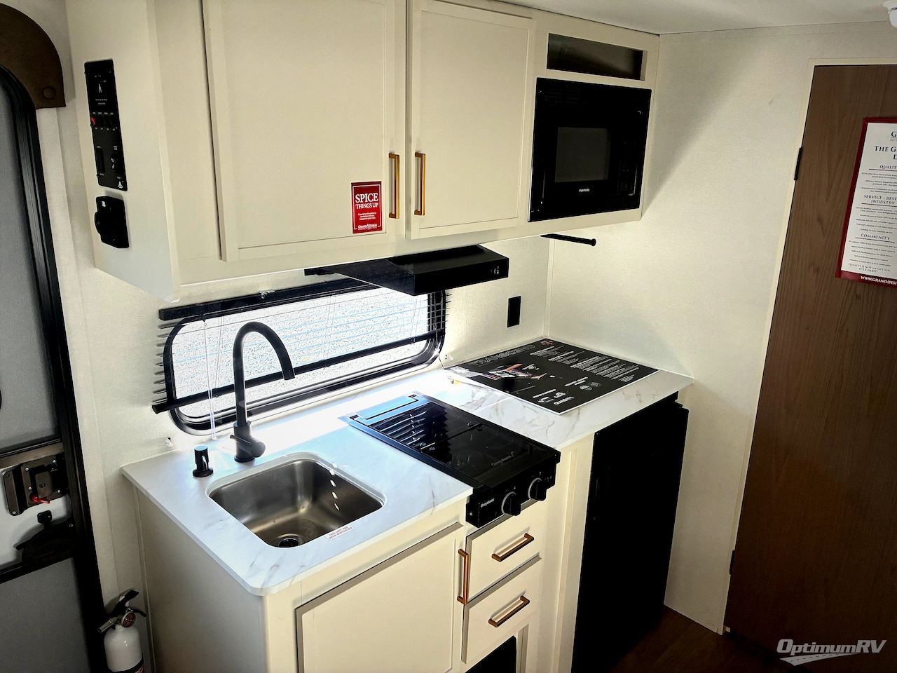 2026 Grand Design Transcend One 151BH Photo 7