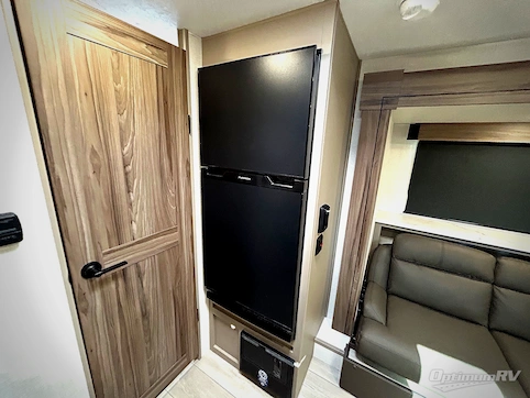 2025 KZ Connect Mini CM181RB RV Photo 4