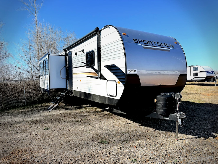2025 KZ Sportsmen SE 303QBSE RV Photo 1