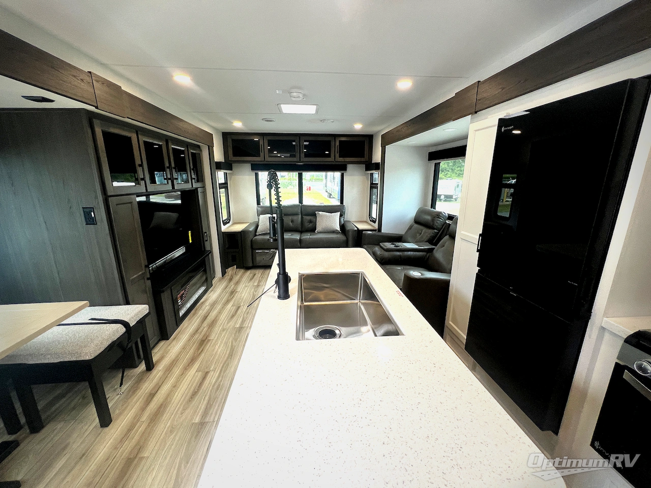 2027 Venture SportTrek Touring Edition STT343VIK Photo 5
