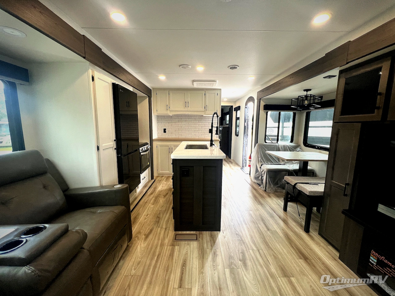 2027 Venture SportTrek Touring Edition STT343VIK Photo 22
