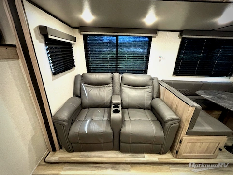 2023 Coachmen Northern Spirit Ultra Lite 2963BH RV Photo 3