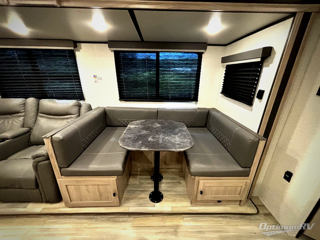 2023 Coachmen Northern Spirit Ultra Lite 2963BH Photo 8