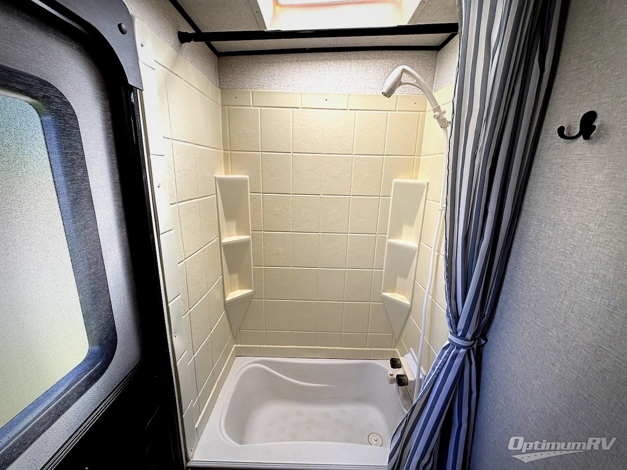 2023 Coachmen Northern Spirit Ultra Lite 2963BH Photo 15