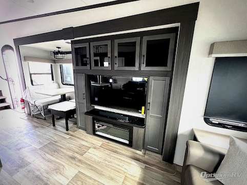 2025 Venture SportTrek Touring Edition STTF353VIK RV Photo 3