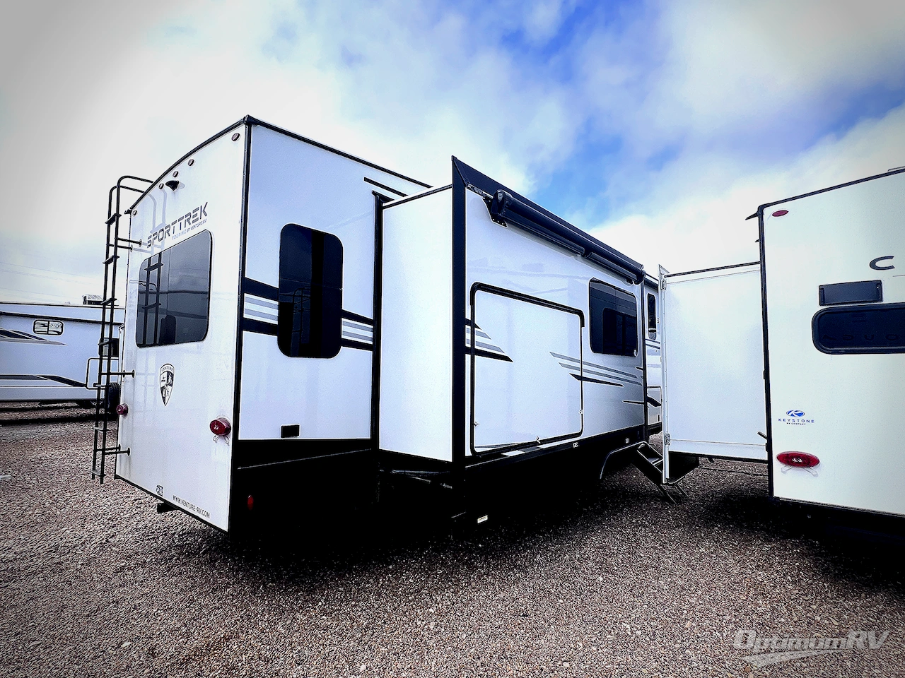 2025 Venture SportTrek Touring Edition STTF353VIK Photo 2