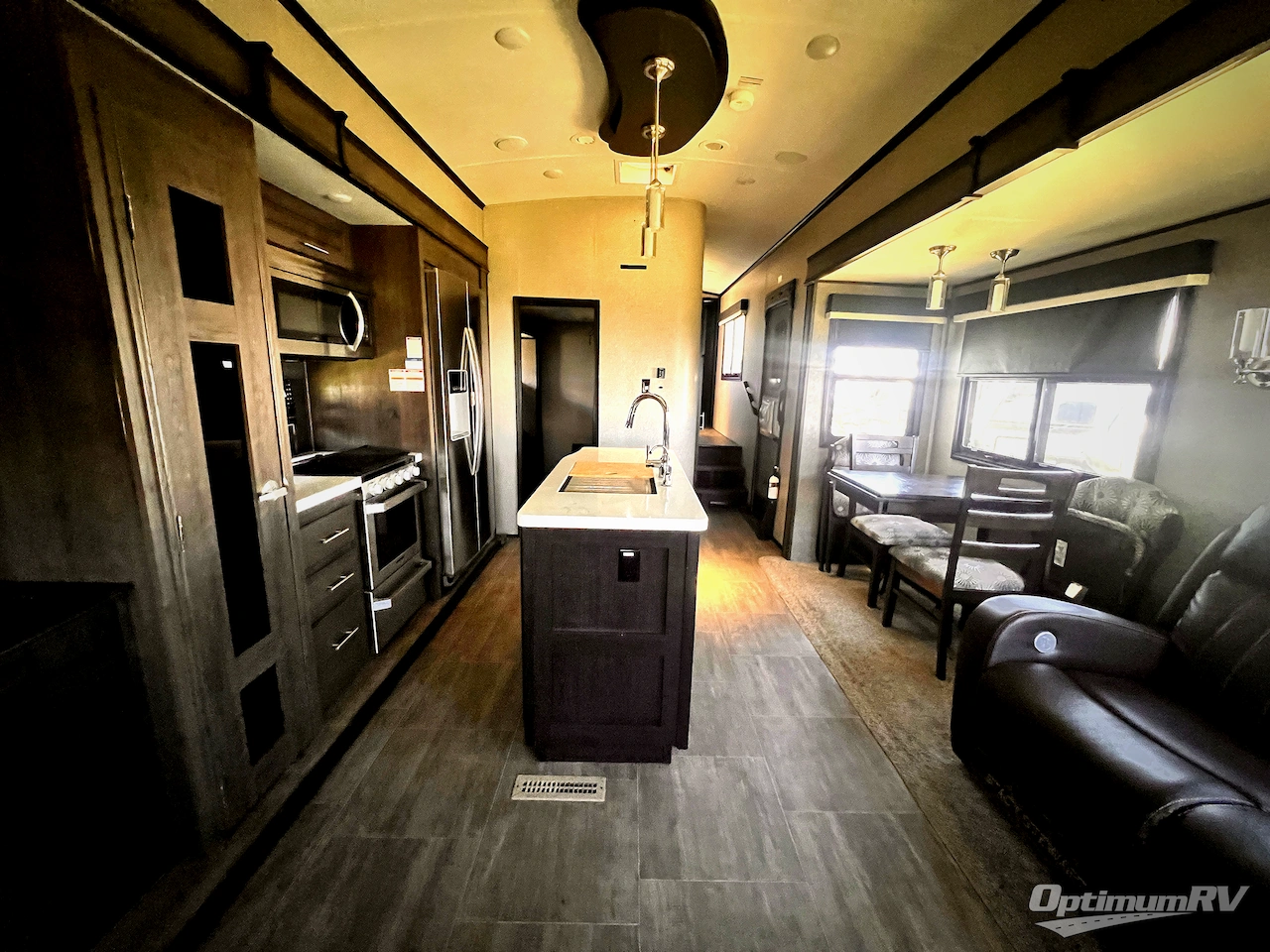 2020 Jayco North Point 377RLBH Photo 6
