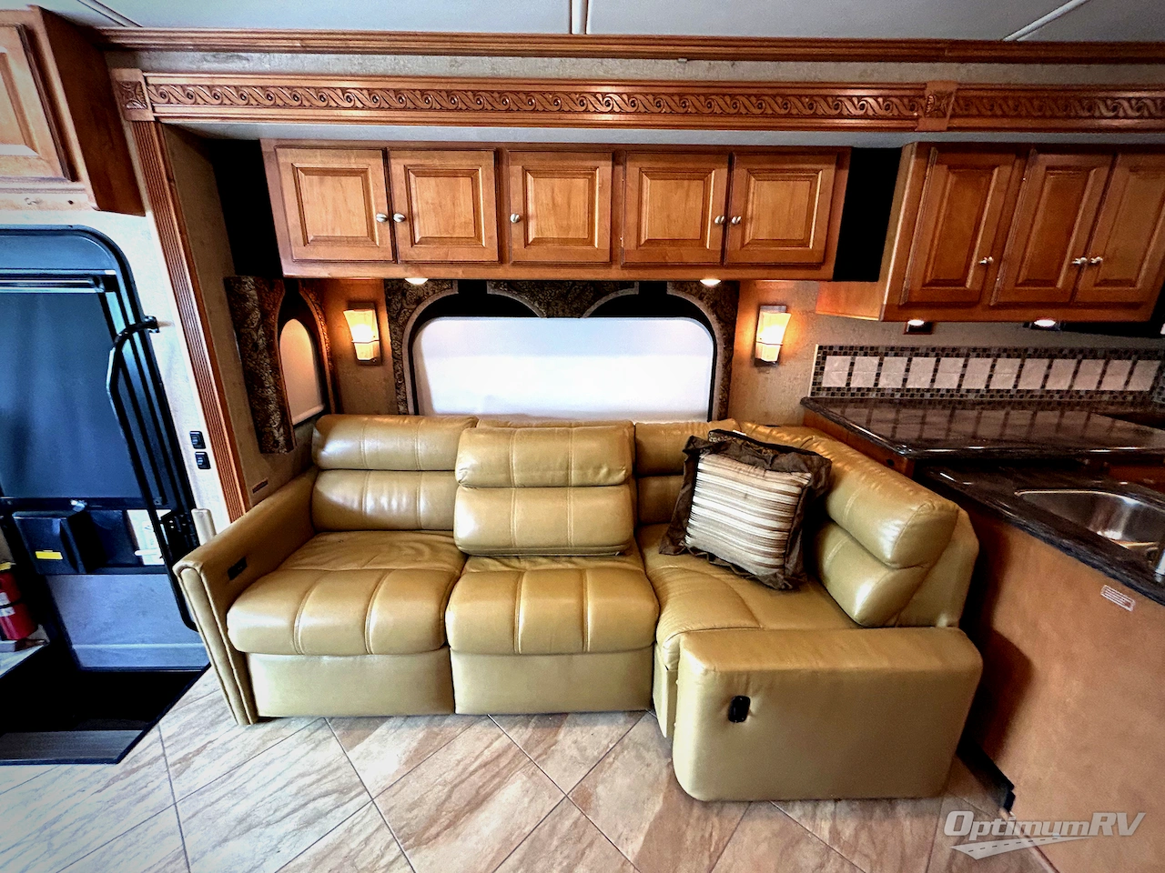 2016 Itasca Suncruiser 38Q Photo 9