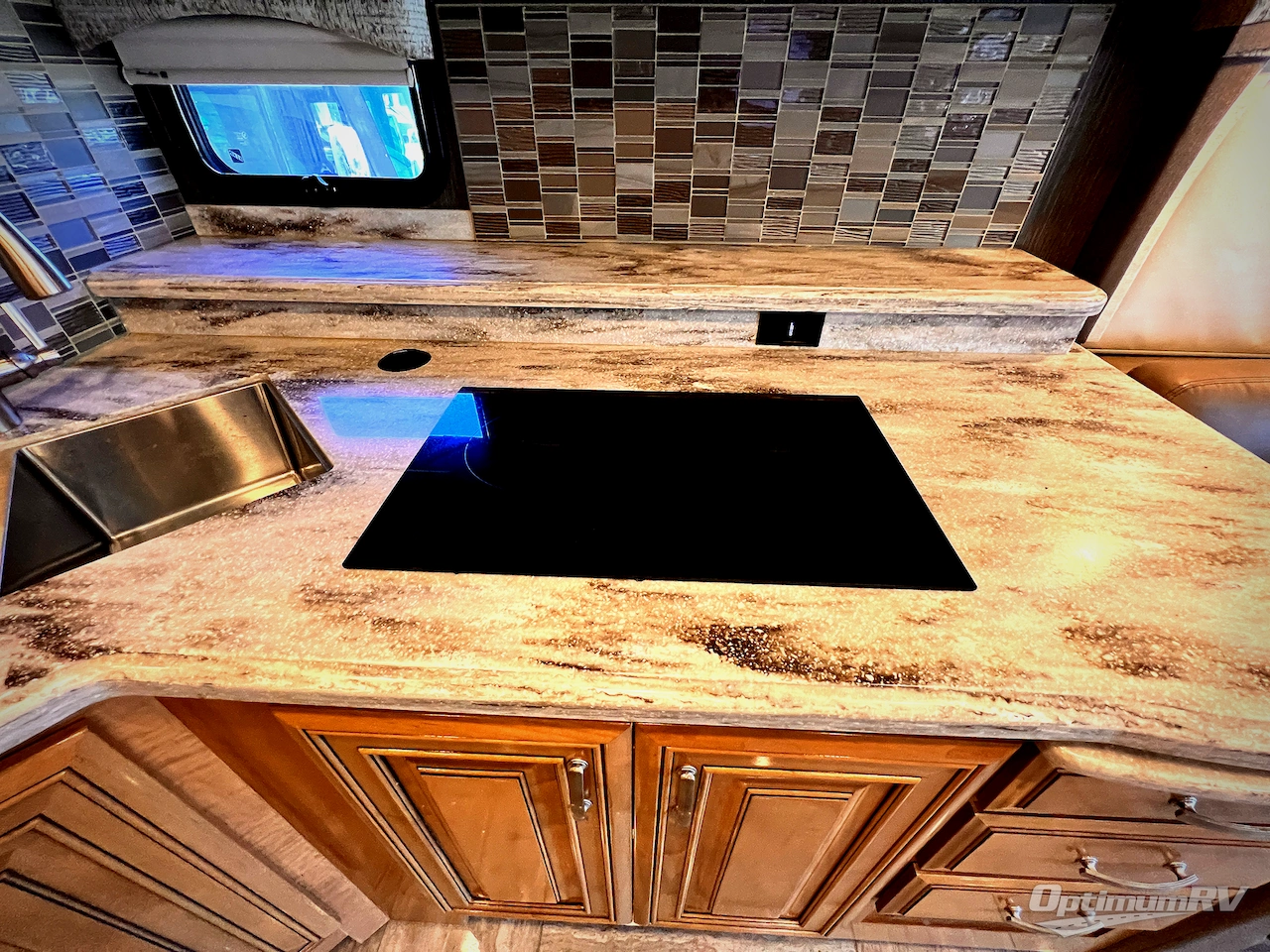 2019 Thor Aria 4000 Photo 12