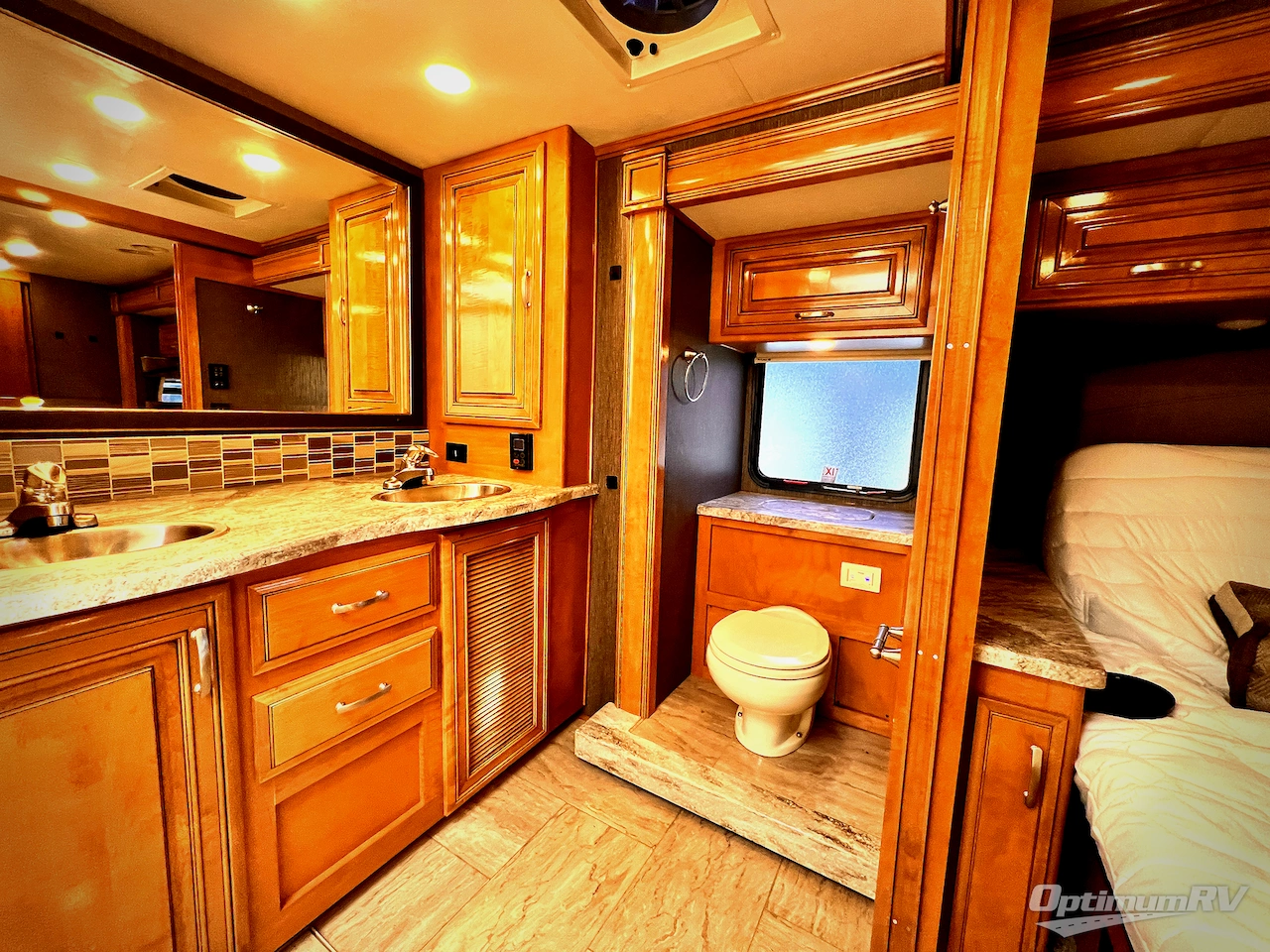 2019 Thor Aria 4000 Photo 23