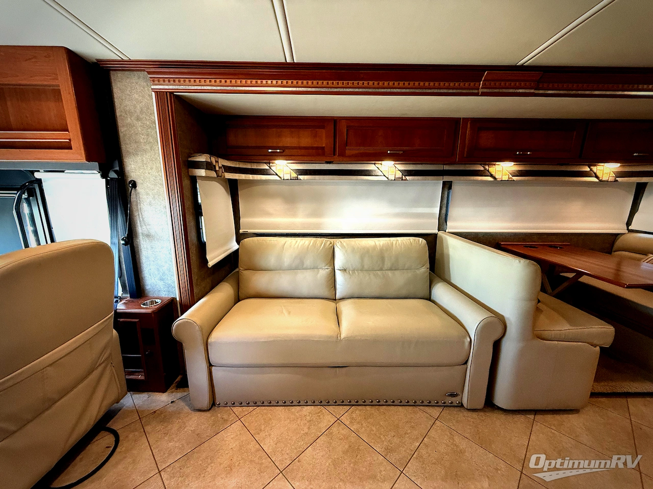 2016 Winnebago Forza 36G Photo 4