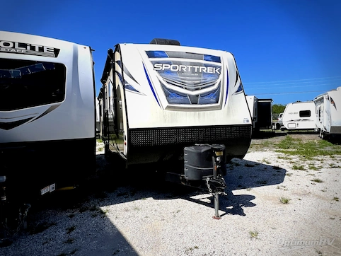Used 2018 Venture SportTrek 290VIK Featured Photo