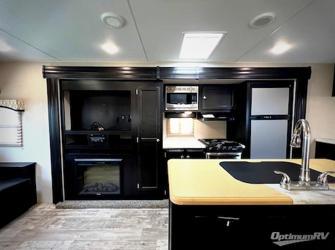 2018 Venture SportTrek 290VIK RV Photo 2