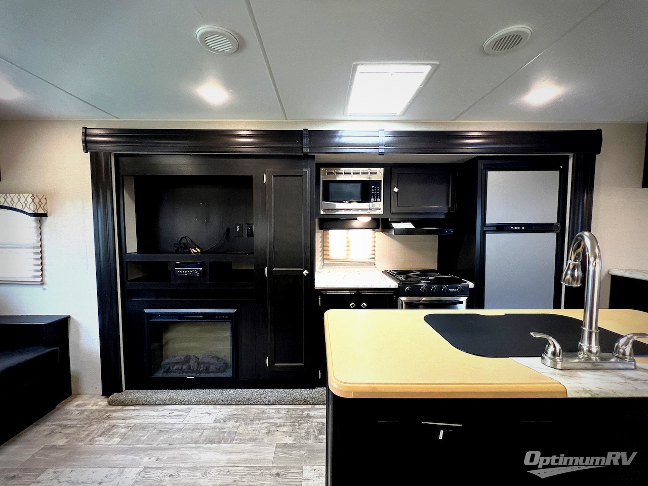 2018 Venture SportTrek 290VIK Photo 6