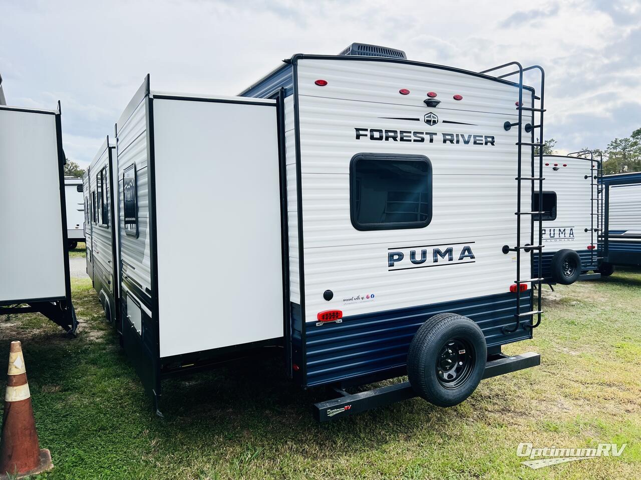 2025 Palomino Puma 32RBFQ2 Photo 3