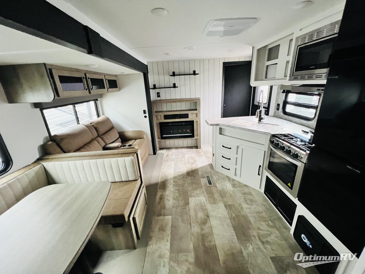 2025 Palomino Puma 32RBFQ2 Photo 5