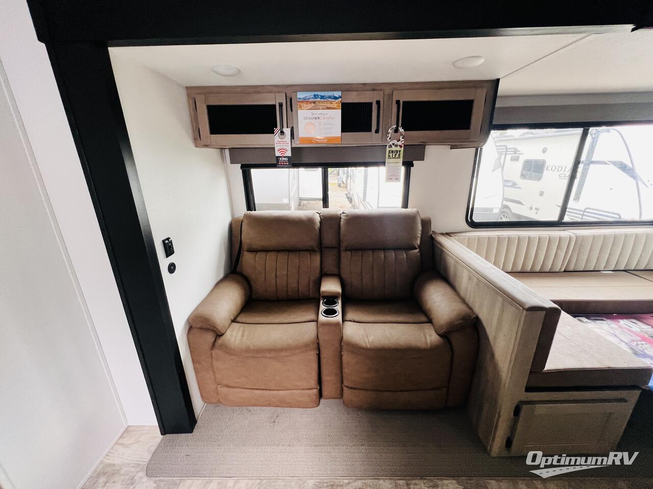 2025 Palomino Puma 31QBBH Photo 6