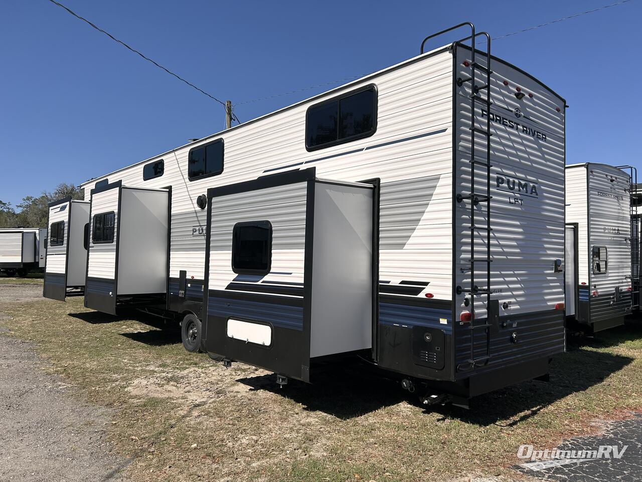 2025 Palomino Puma Destination 403LFT Photo 3