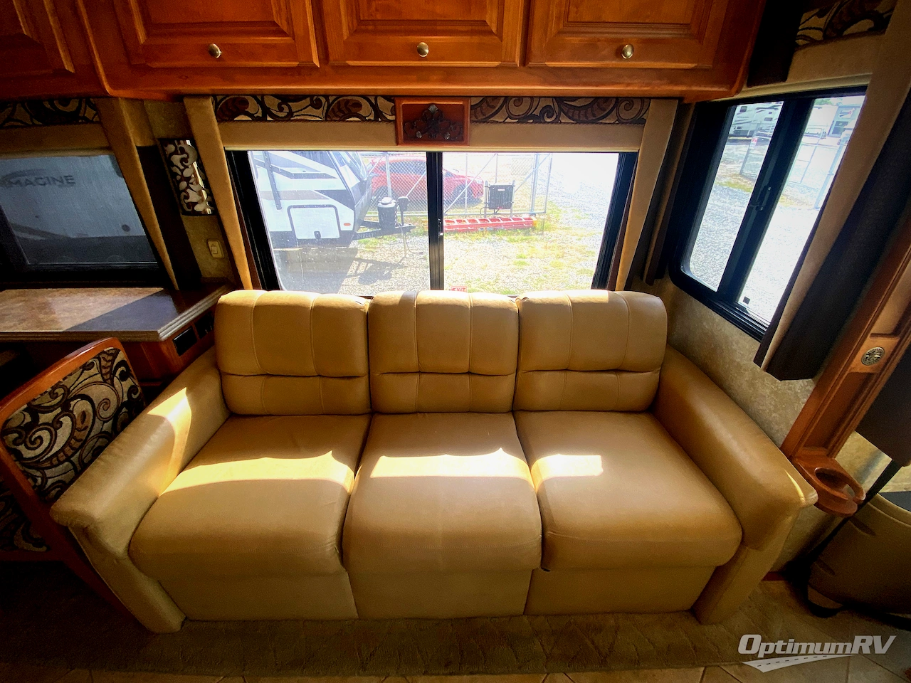 2010 Tiffin Phaeton 40QTH Photo 4