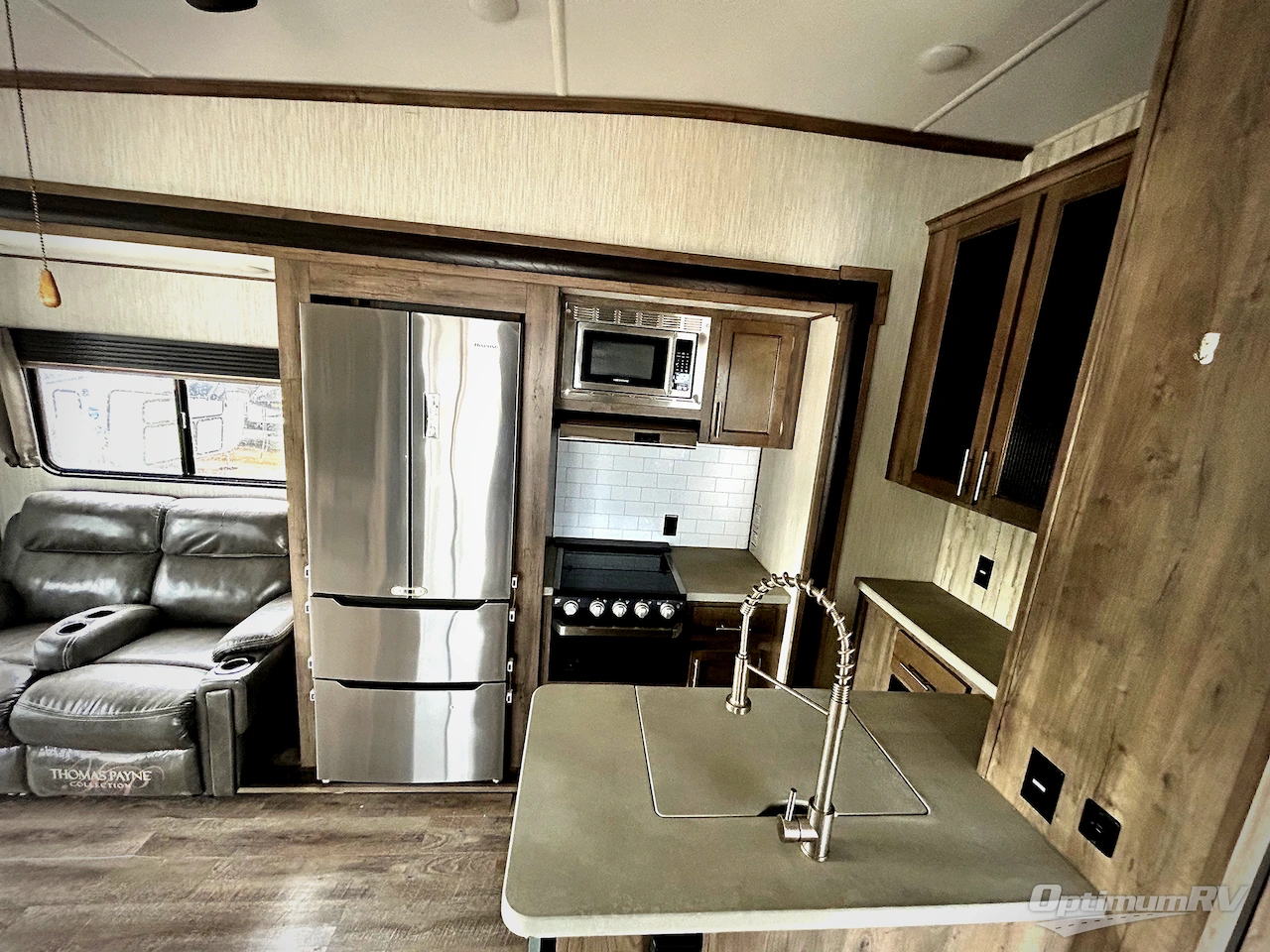 2019 Forest River Sabre 30RLT Photo 7
