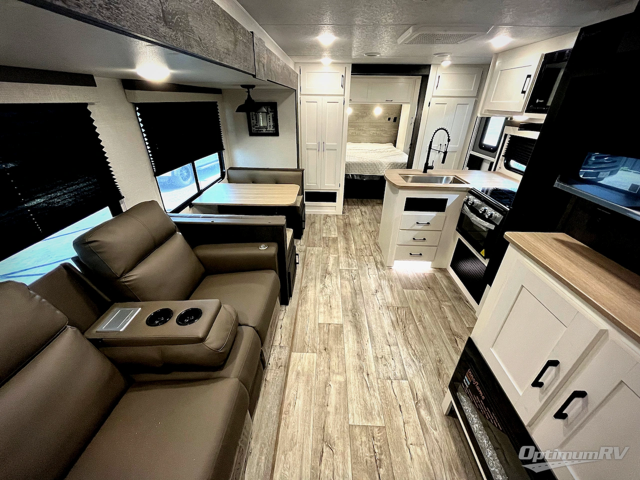 2025 Venture Sienna SA281VQB Photo 8