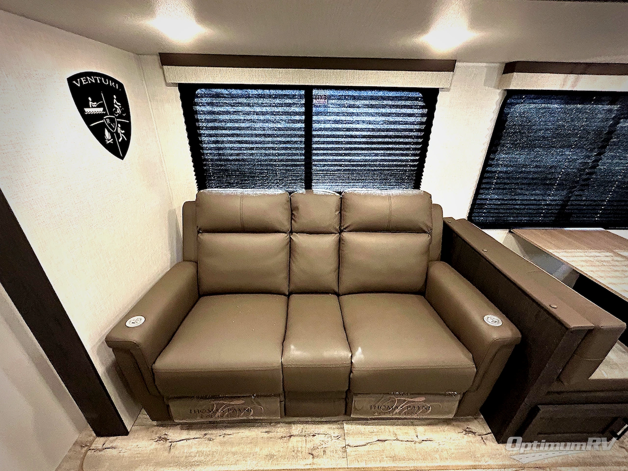 2025 Venture Sienna SA281VQB Photo 9