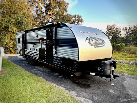 Used 2022 Forest River Cherokee Grey Wolf 27RR Featured Photo