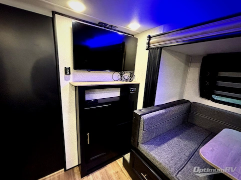 2022 Forest River Cherokee Grey Wolf 27RR RV Photo 3