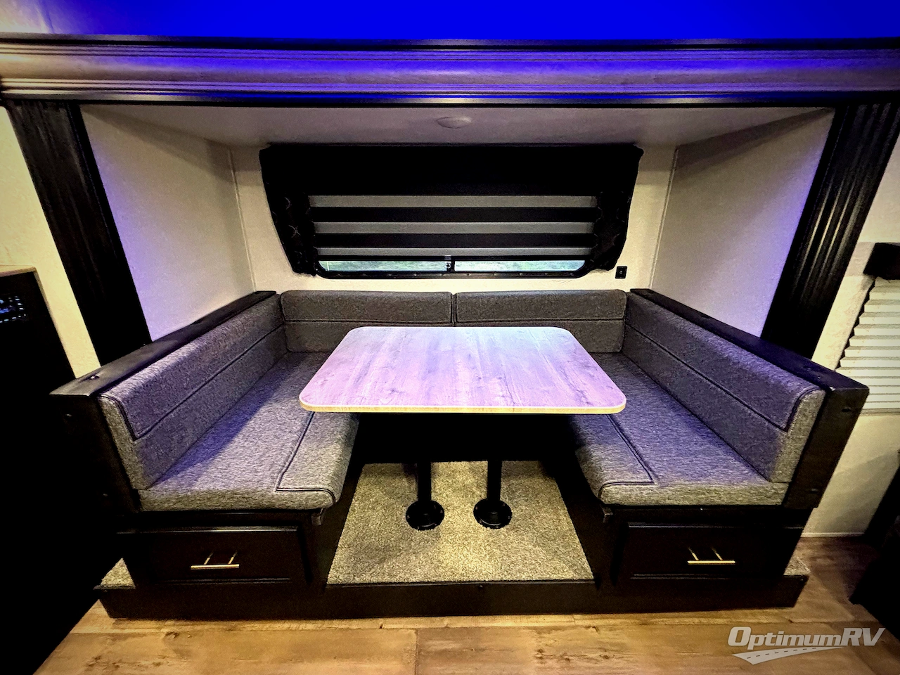 2022 Forest River Cherokee Grey Wolf 27RR Photo 8