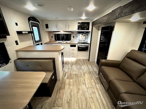 2025 Venture Sienna SA231VRK RV Photo 2