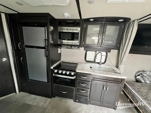 2019 Grand Design Imagine XLS 21BHE RV Photo 3