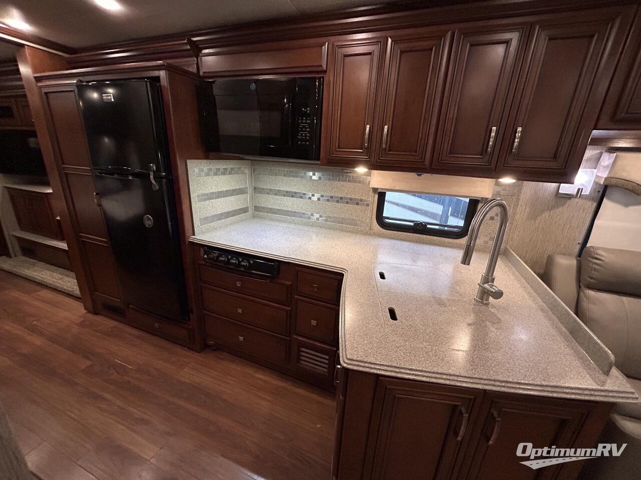 2016 Newmar Ventana 3436 Photo 5