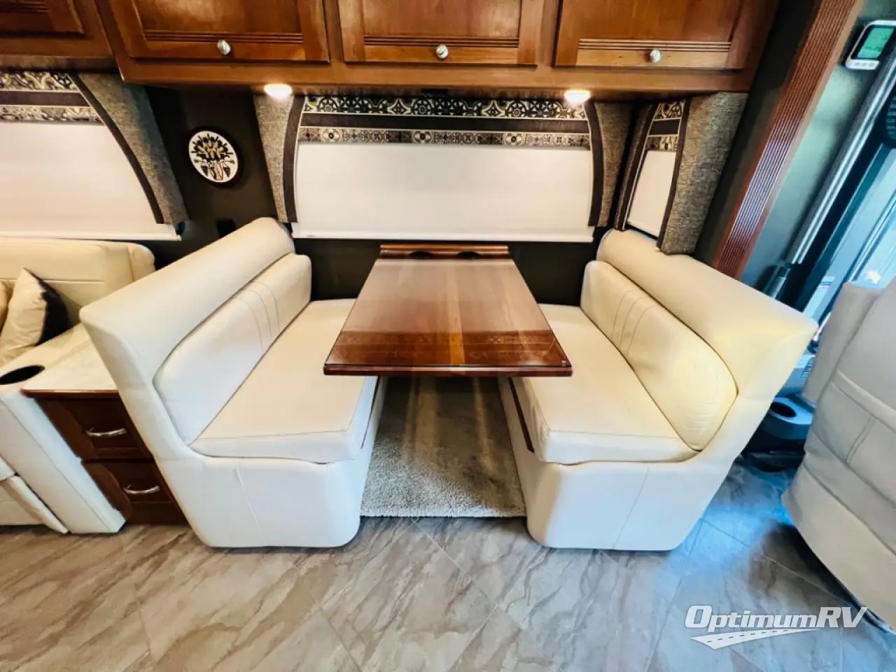 2018 Winnebago Forza 38F Photo 15