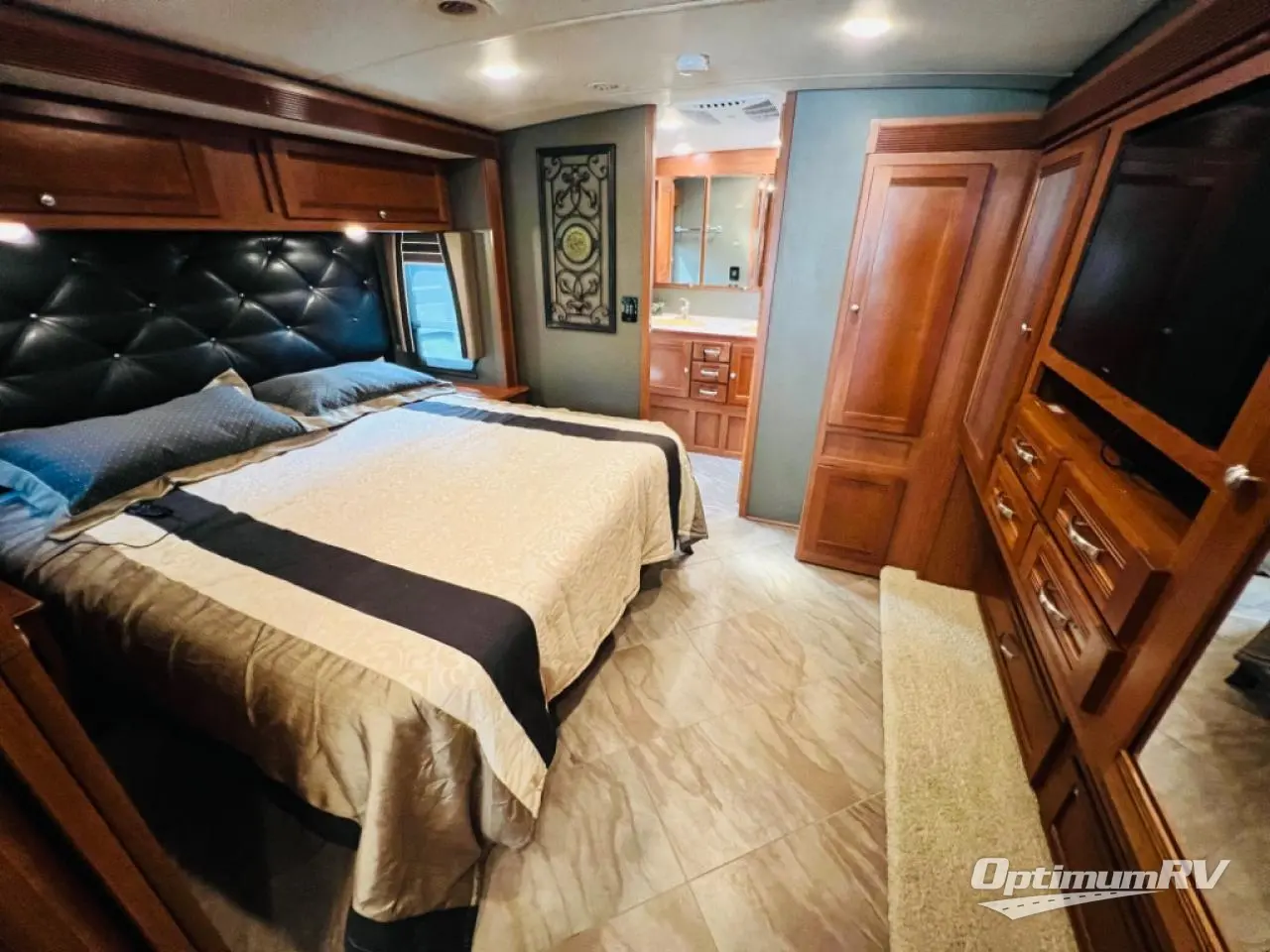 2018 Winnebago Forza 38F Photo 18