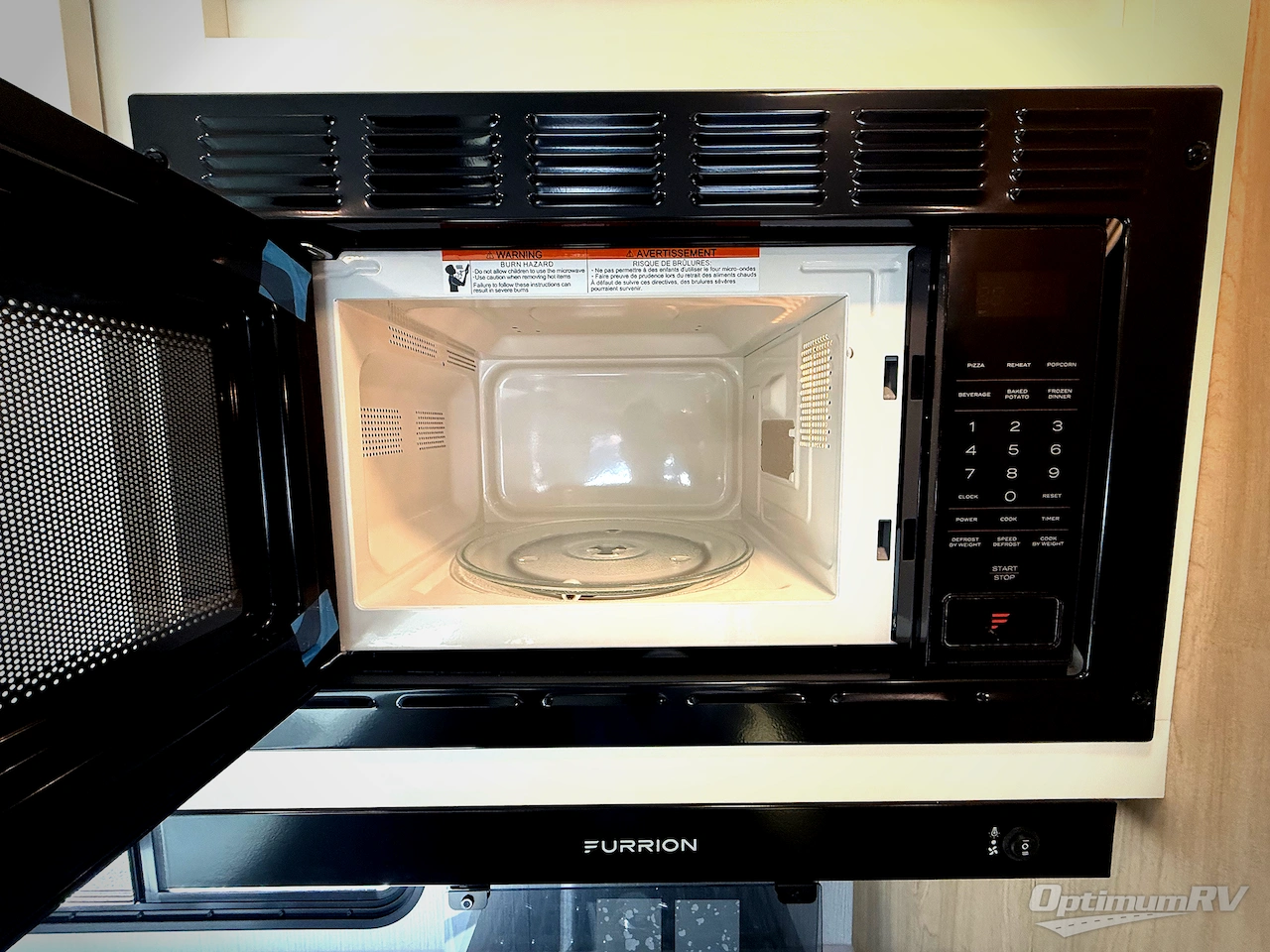 2026 Winnebago Thrive 26FKD Photo 10