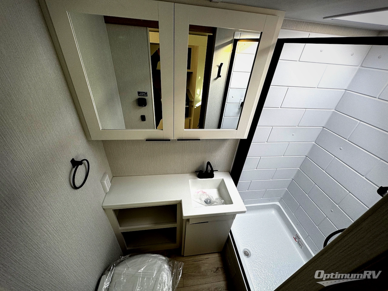 2026 Winnebago Thrive 22MLS Photo 9