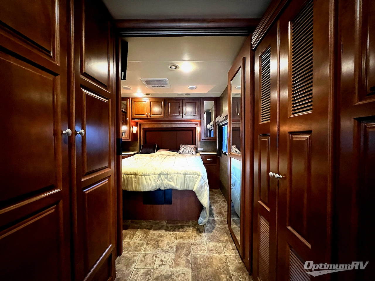 2014 Thor Palazzo 33 2 Photo 21
