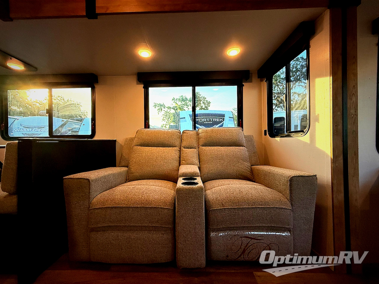 2023 Keystone Outback 328RL Photo 8