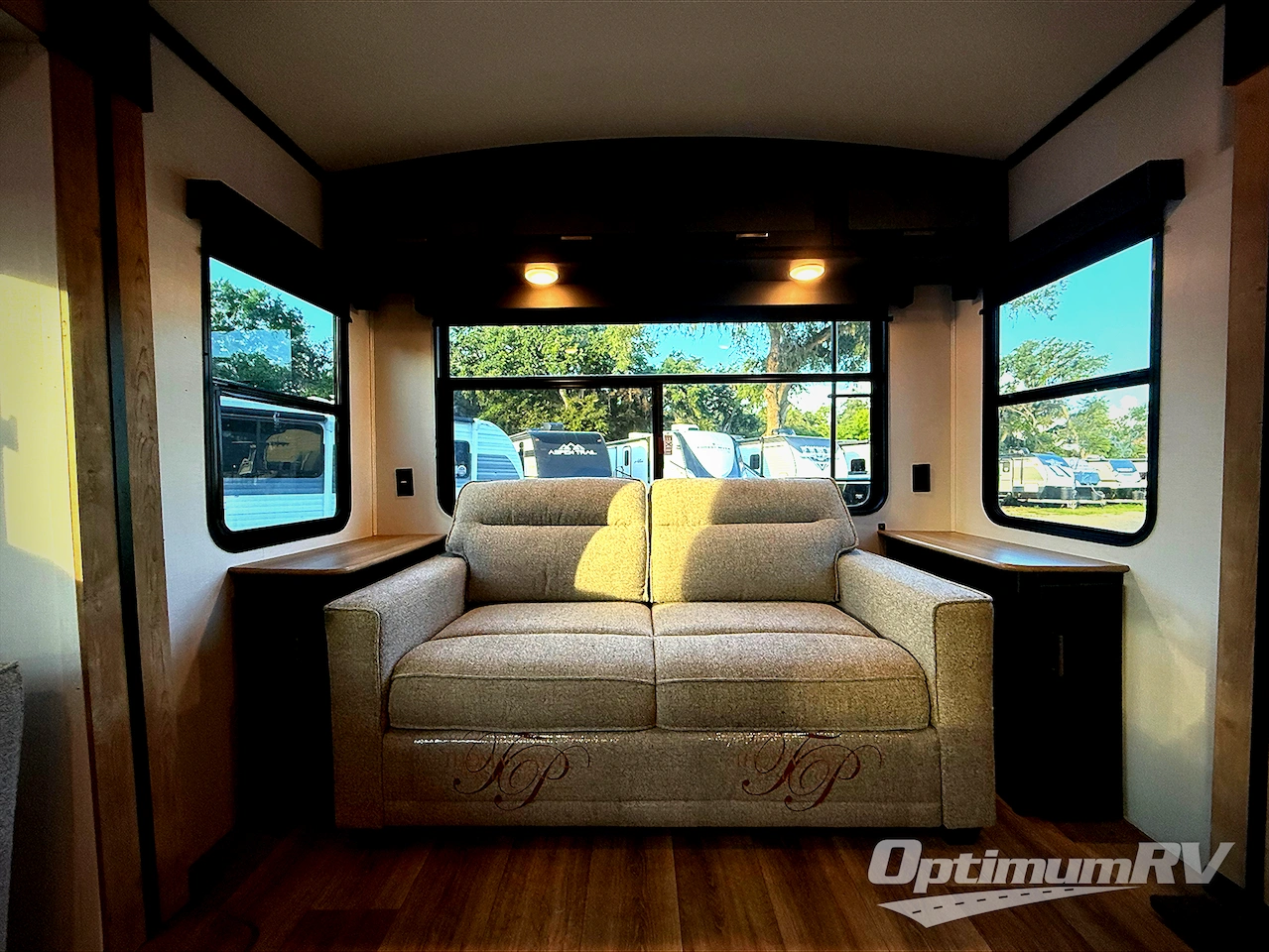 2023 Keystone Outback 328RL Photo 9