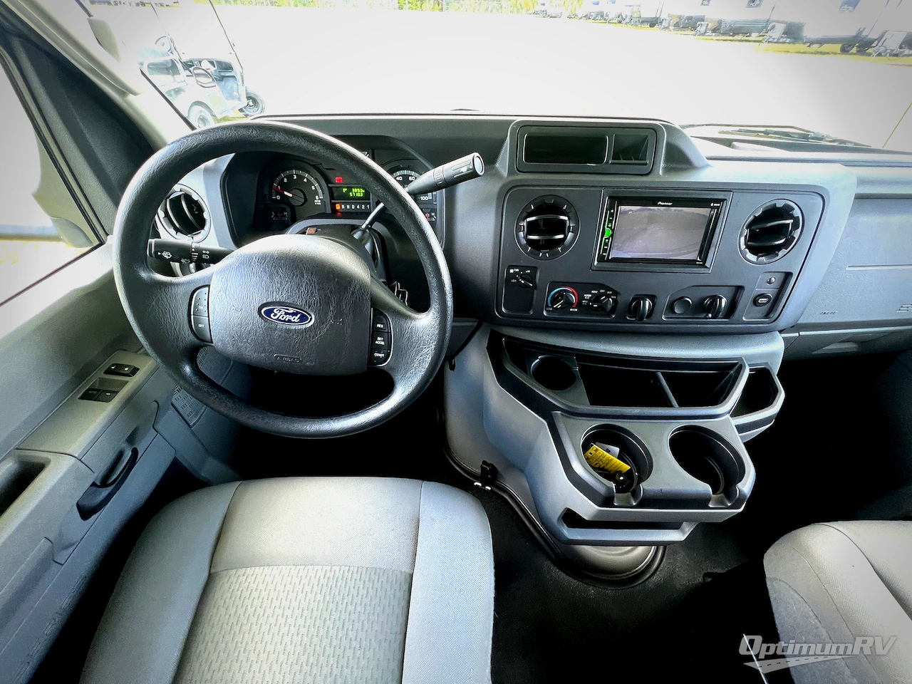 2020 Forest River Sunseeker LE 2550DSLE Chevy Photo 7