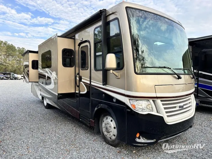 2017 Newmar Bay Star 3333 RV Photo 1