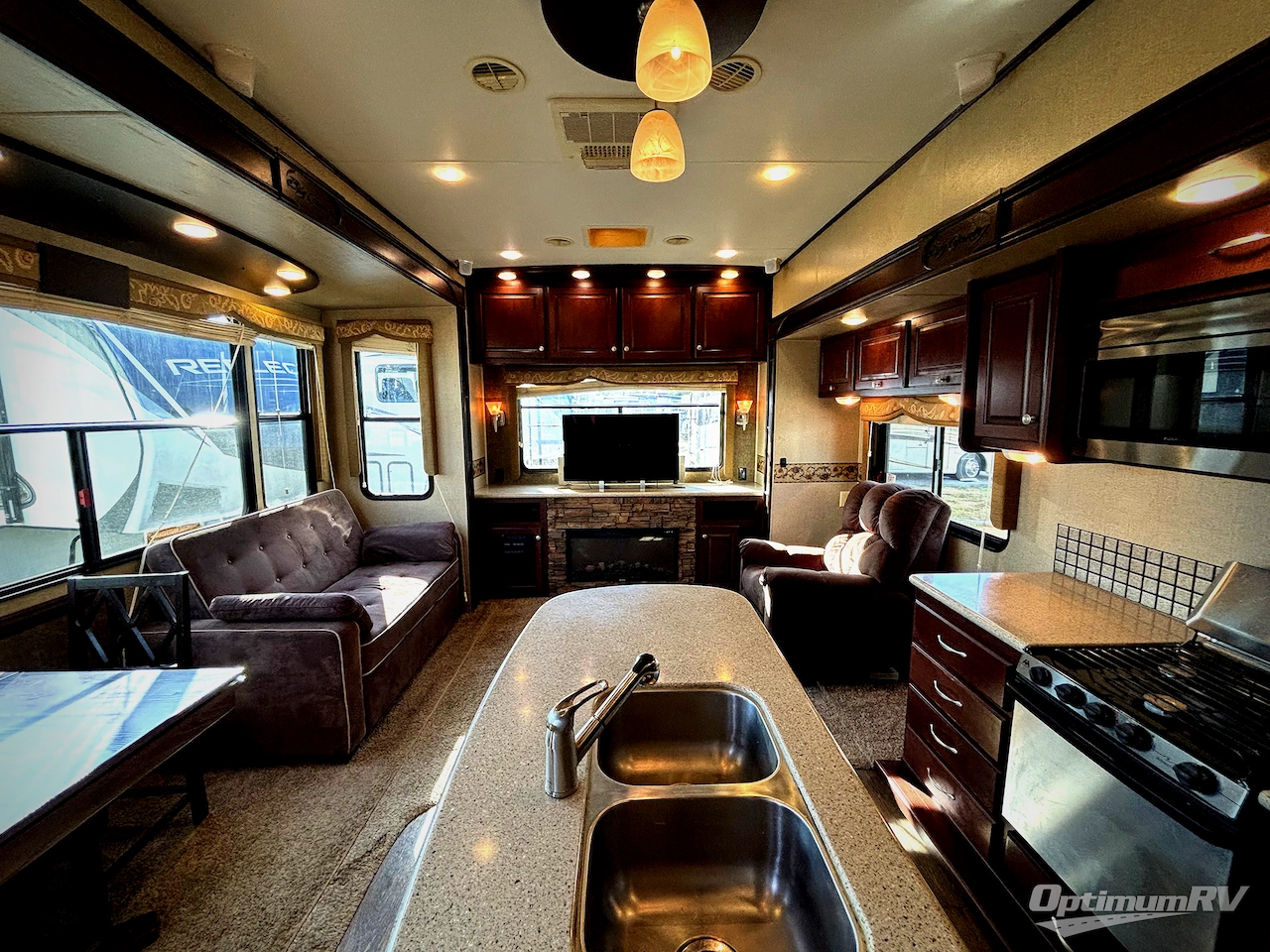 2014 Heartland Big Country 3070RE Photo 4