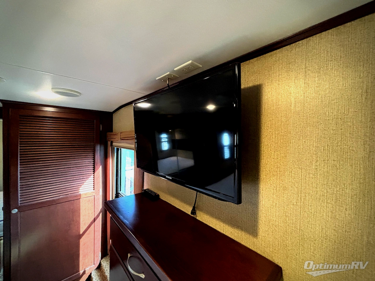 2014 Heartland Big Country 3070RE Photo 7