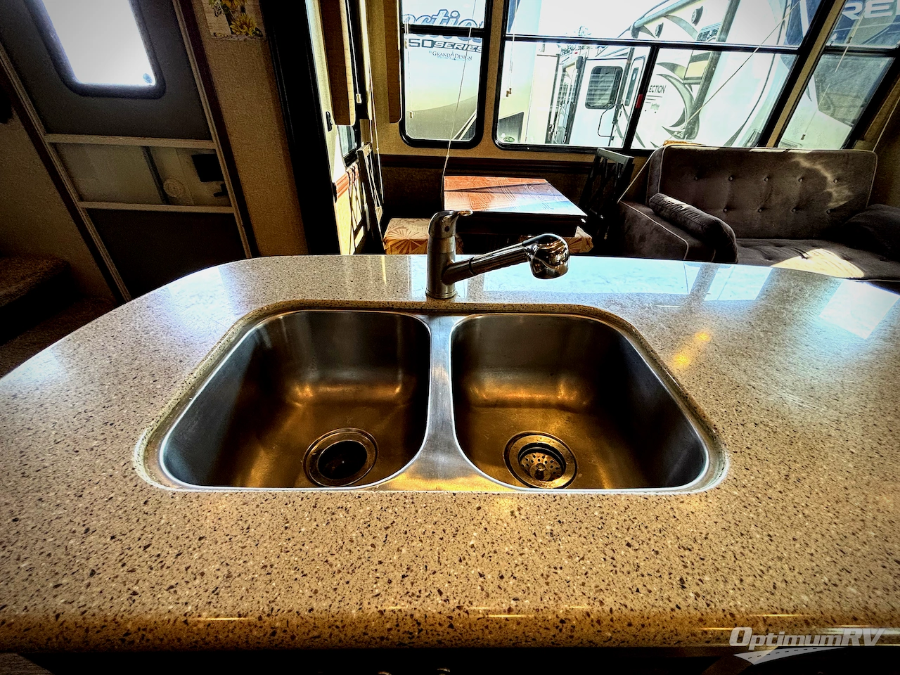 2014 Heartland Big Country 3070RE Photo 15