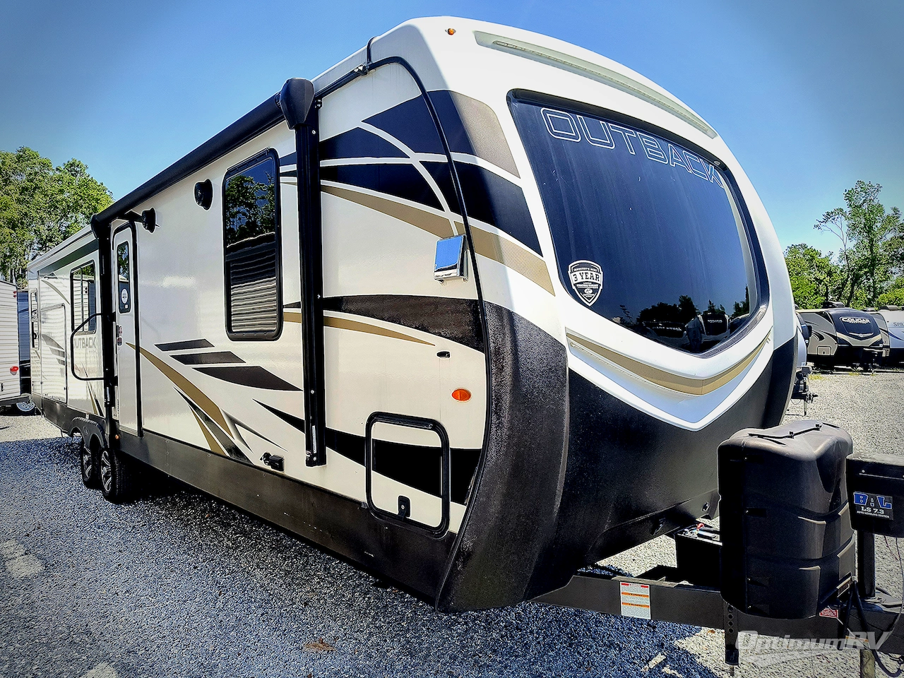 2022 Keystone Outback 330RL Photo 2