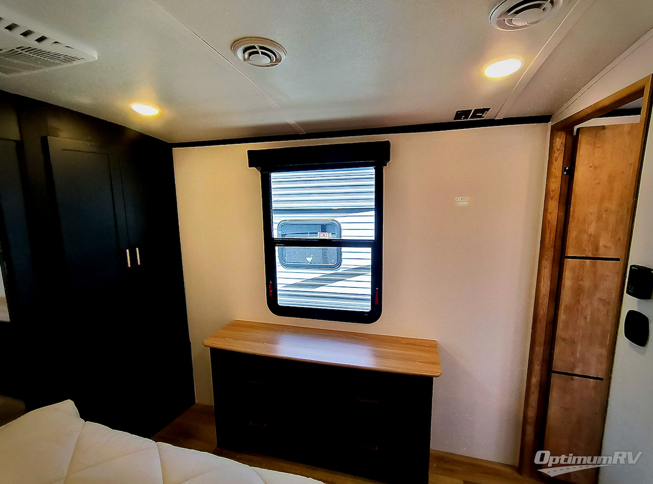 2022 Keystone Outback 330RL Photo 19