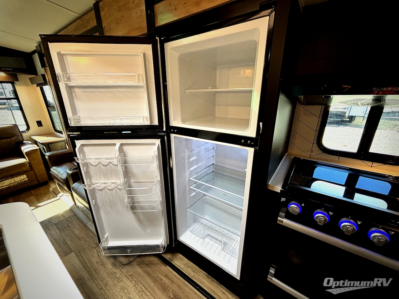 2022 Keystone Outback 330RL Photo 10