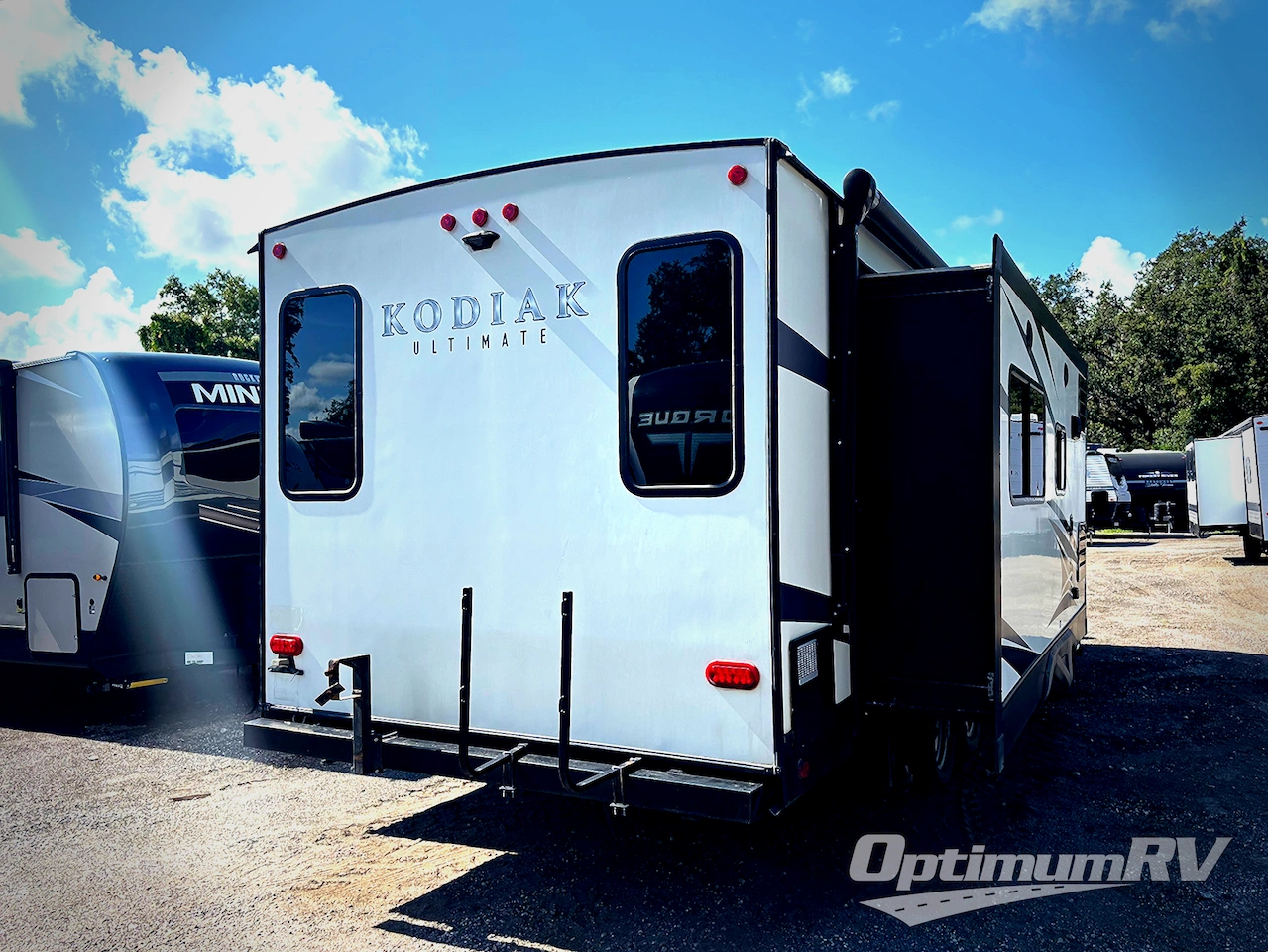 2018 Dutchmen Kodiak Ultimate 291RESL Photo 2